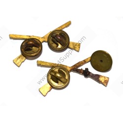 Officer's crossed rifles insignia set