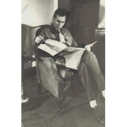 Varga Pin Up gatefold \"Beached for the duration!\"  - 6