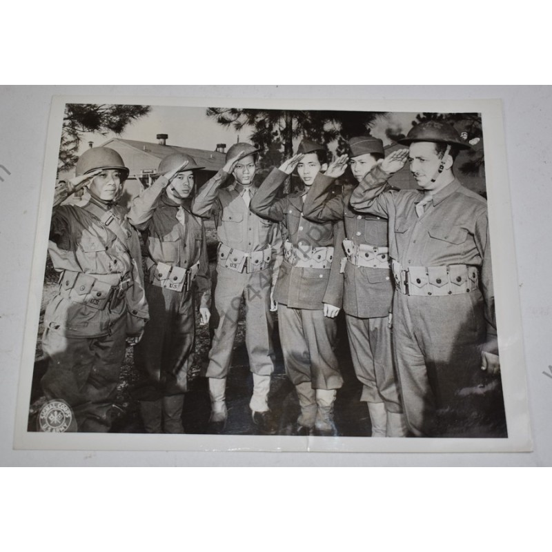 Photo de différentes nationalités dans l'armée