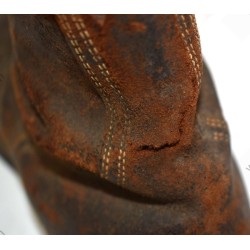 Service shoes of turned leather