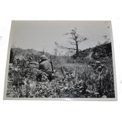 Photo of 77th Division GI's on Okinawa