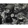 Photographie d’un  GI durant un entraînement en zone désertique en 1942