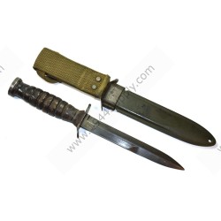 M-3 trench knife in M-8 sheath