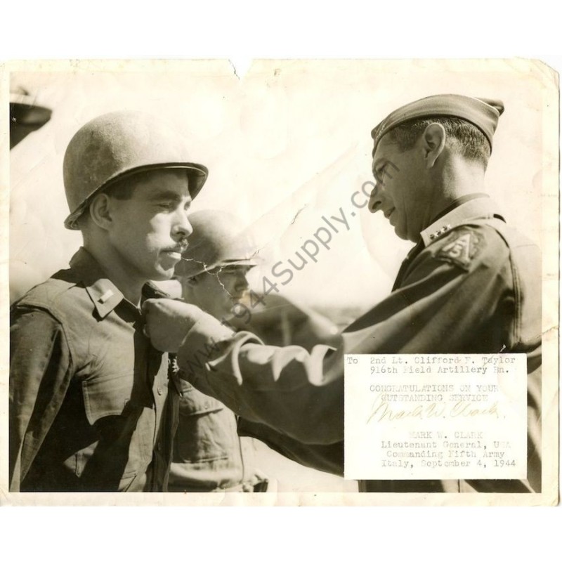 Original photo of General Mark Clark decorating Lieutenant  - 3