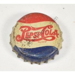 Pepsi-Cola bottle cap with 2nd Cavalry Division insignia  - 2