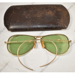 Lunettes de soleil volantes  - 2