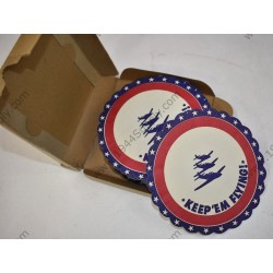 Box with 200 patriotic coasters 'Keep 'Em Flying'  - 1