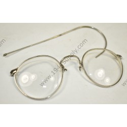 GI spectacle parts